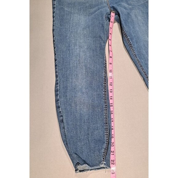 J. Jill Denim Women's Smooth Fit Straight Leg Cropped Jeans Size 6 - Picture 3 of 10